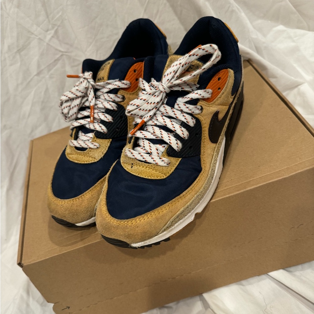 Air max classic and classy sport sneak